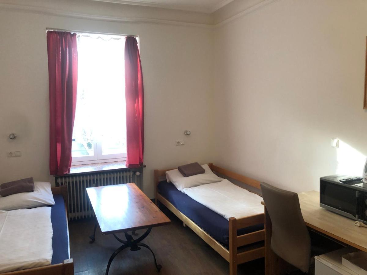 Hotel Pension Schmellergarten — Photos 3